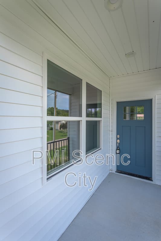 Cleveland House: 2631 Rogers Dr SE
