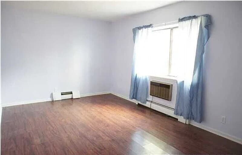 Staten Island Condo: 2 Elmwood Park Dr