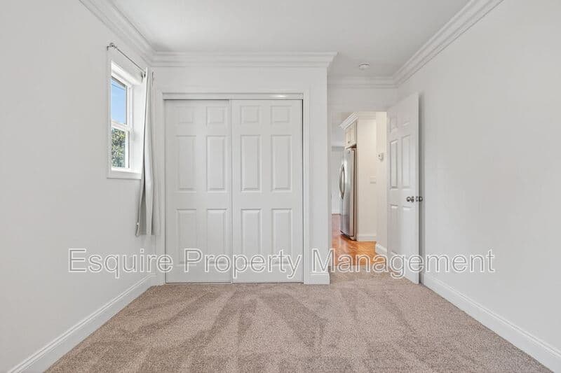 VENTURA Condo: 1218 N. OLIVE ST