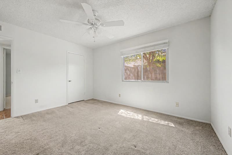 Phoenix House: 2822 E WILLOW Avenue