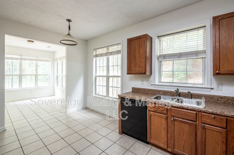 Atlanta Townhome: 1659 Jackson Sq NW
