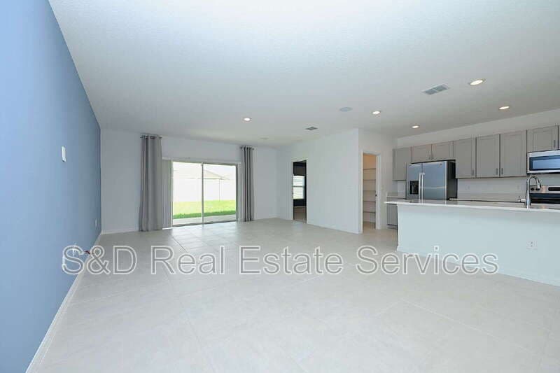 Haines City House: 148 Brinsmead Rd