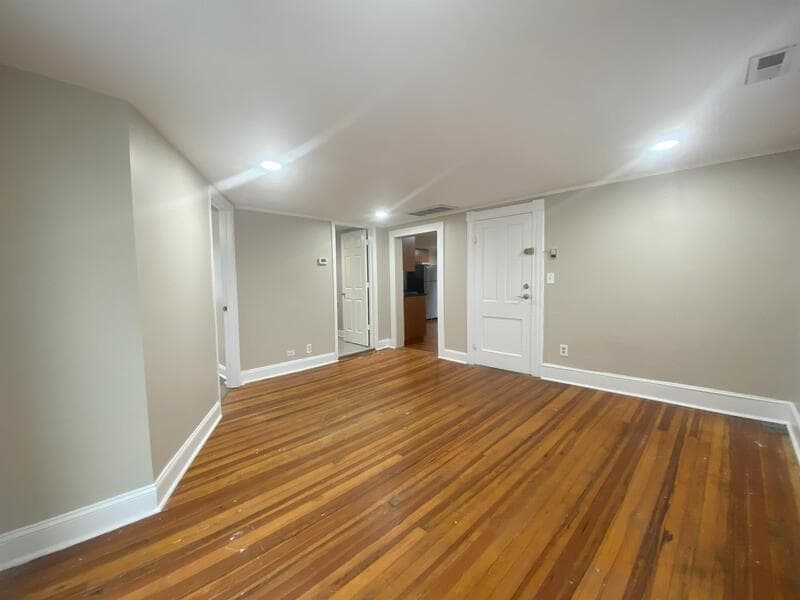 Halethorpe Condo: 2905 Charleston Avenue - 2