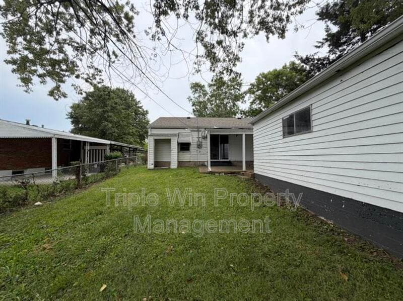 St. Louis House: 3133 Rex Ave