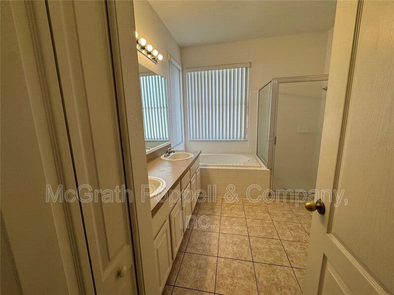 Plant City House: 1753 BROOKSTONE WAY
