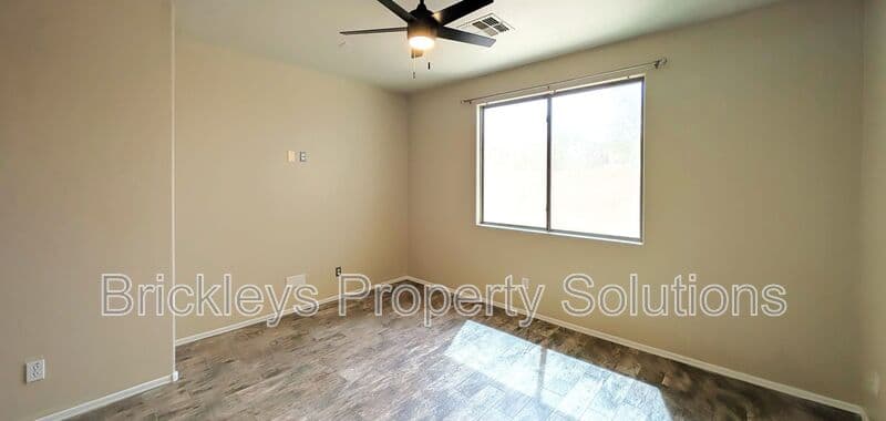 Chandler House: 1311 E Marlin Dr