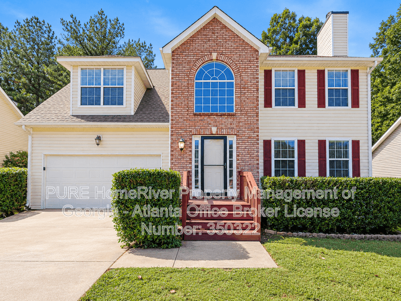 Covington House: 70 Cinnamon Oak Cir