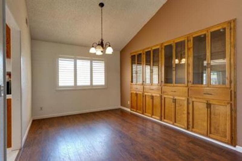 Merced House: 2768 Saratoga Avenue