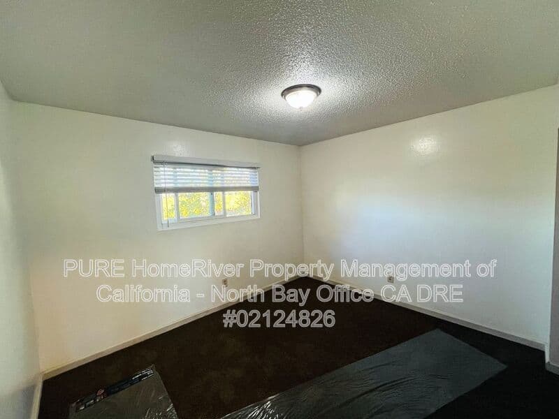 Ukiah Condo: 150 Oak Manor Court