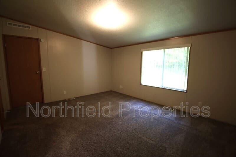 Tulalip House: 12105 26th Ave NE