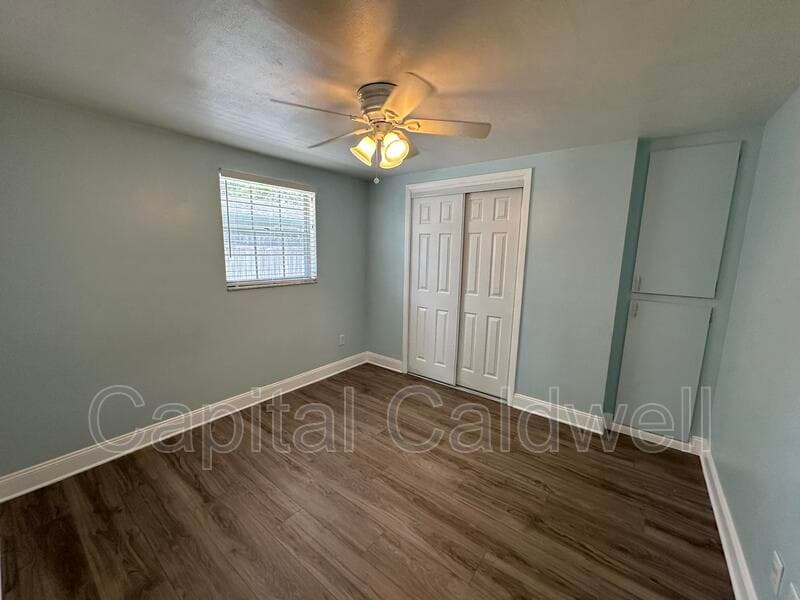 Dunedin House: 425 Milwaukee Ave