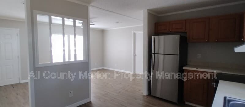 Summerfield House: 14411 SE 25th Ave