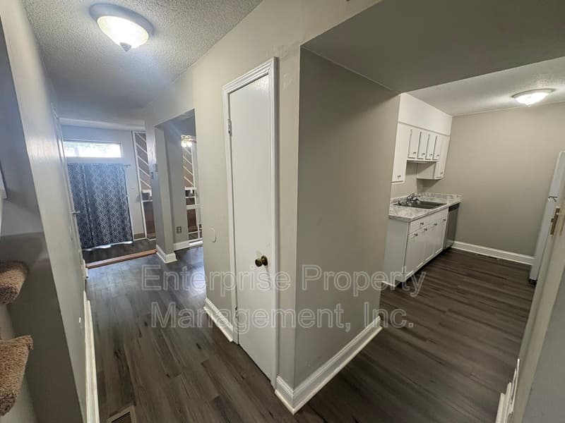 Cordova Condo: 8176 Harley Square