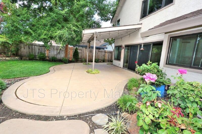 Gold River House: 2173 Roaring Camp Drive