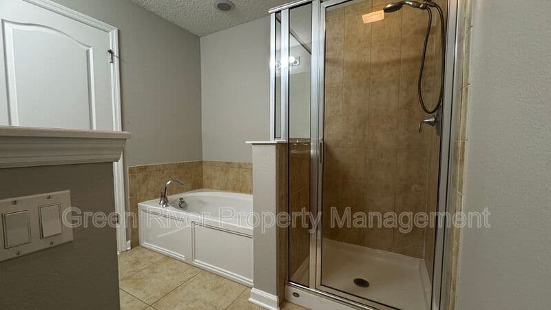 Orange Park House: 4220 Plantation Oaks Blvd