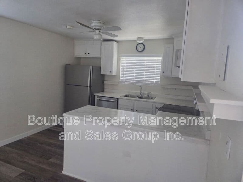 Costa Mesa Condo: 2258 Pamela Lane
