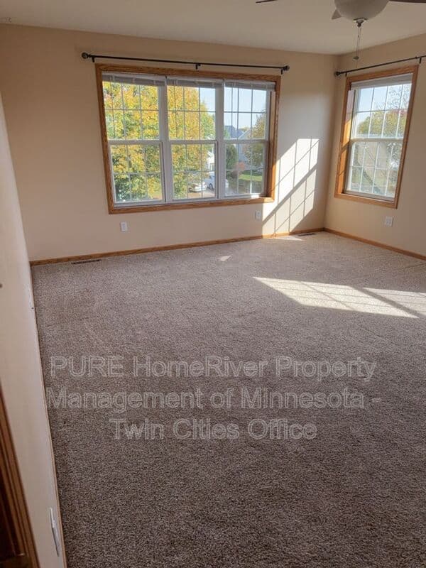 Rochester House: 5939 Shetland Dr NW