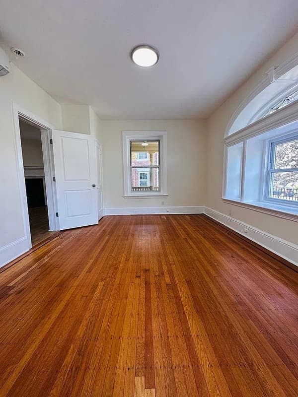 Philadelphia Condo: 144 W Washington Ln