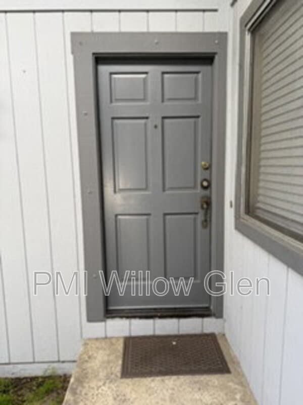 San Jose Townhome: 7379 Tulare Hill Drive