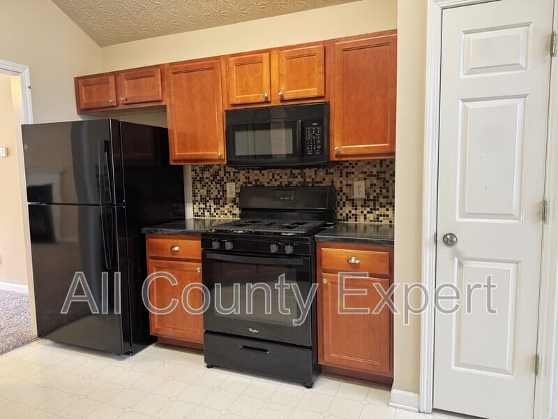 Lawrenceville House: 1277 Poison Oak Ct