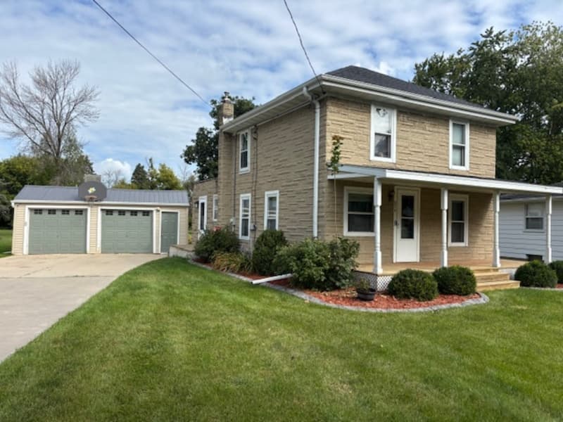 Wrightstown House: 806 Main Street