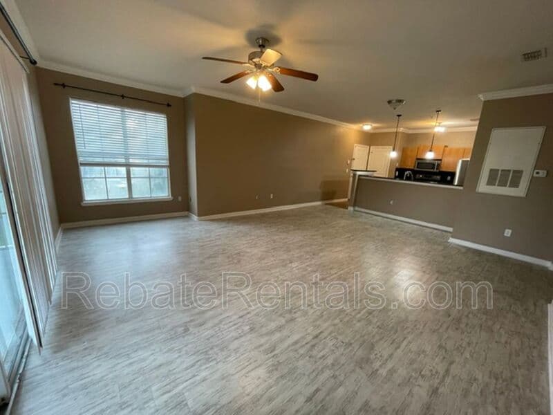 Jacksonville Condo: 8290 Gate Parkway W