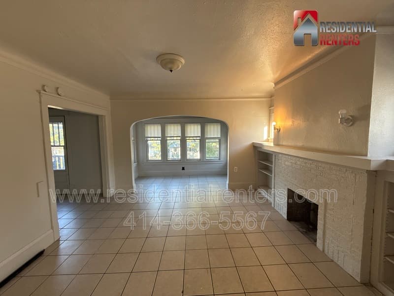 Milwaukee Condo: 2747 N 49th Street