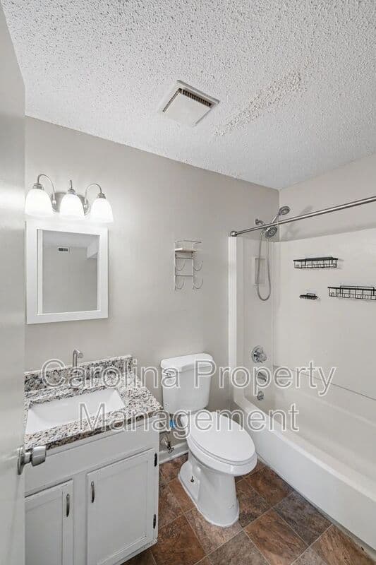 Charlotte House: 10971 Harrowfield Rd
