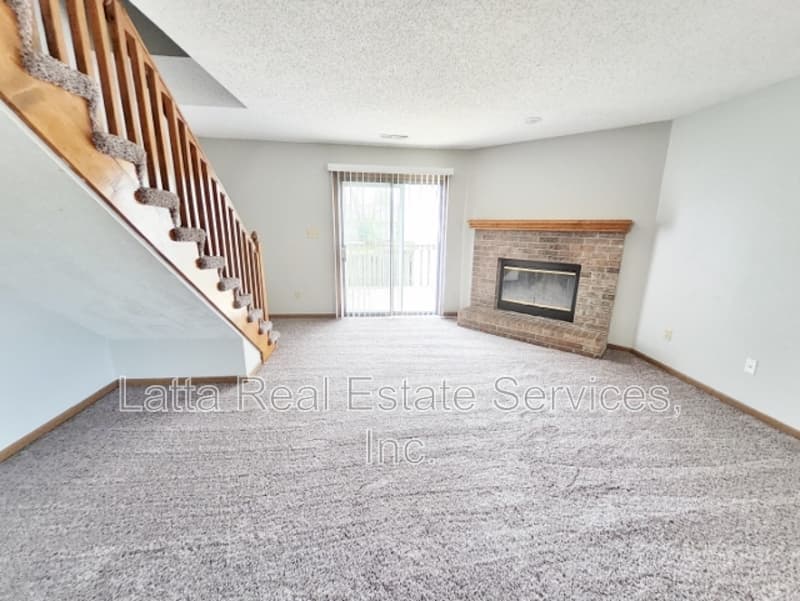 Pleasant Hill Townhome: 2120 Highridge Dr