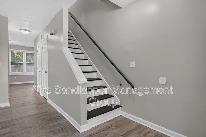 Summerville Townhome: 126 Langley Drive