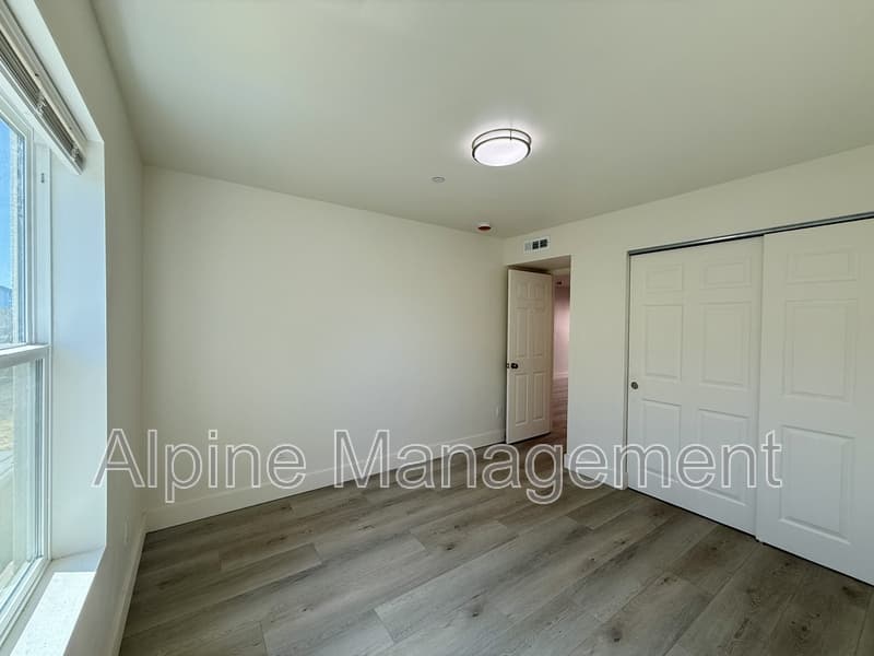 Oakland Condo: 1436 55th Avenue