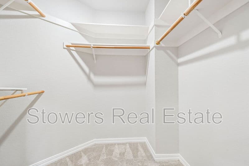 San Ramon Townhome: 613 S Blackbrush Ln