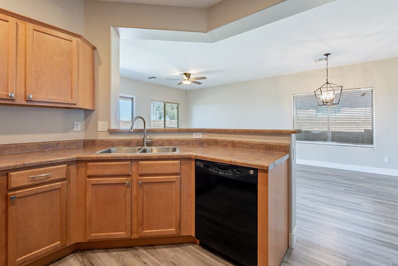 Florence House: 7599 West Springfield Way