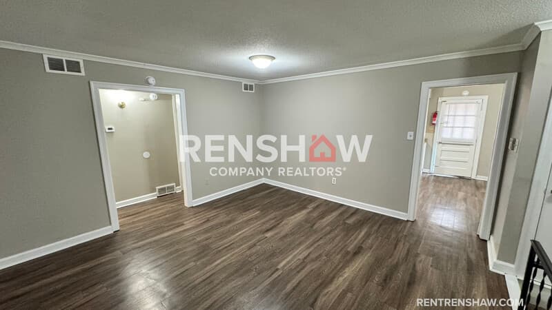Memphis Townhome: 3212 Thirteen Colony Mall