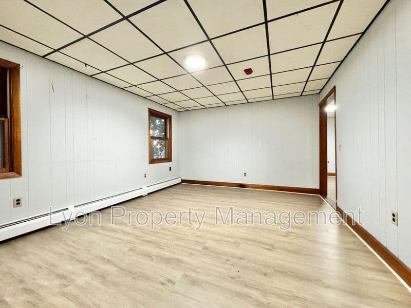 Pawtucket Condo: 193 Summit Street