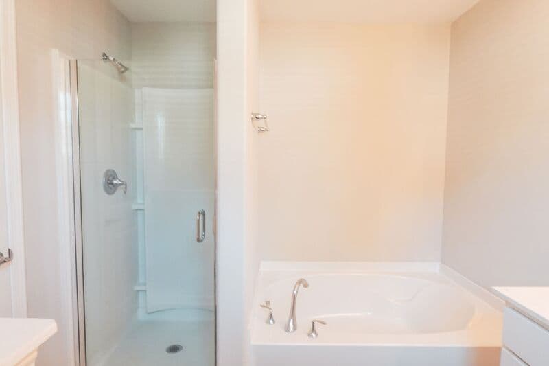 Savannah House: 94 Reese Way