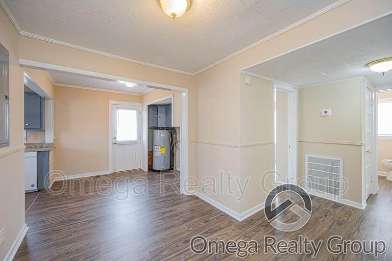 Huntsville House: 3920 Cypress Ave SW
