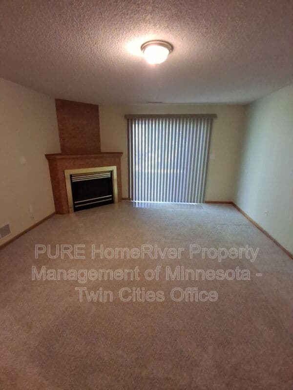 Rochester Townhome: 3325 7th St NW