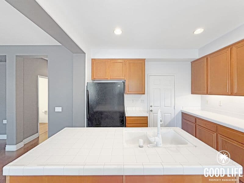 San Marcos House: 448 Camino Hermoso