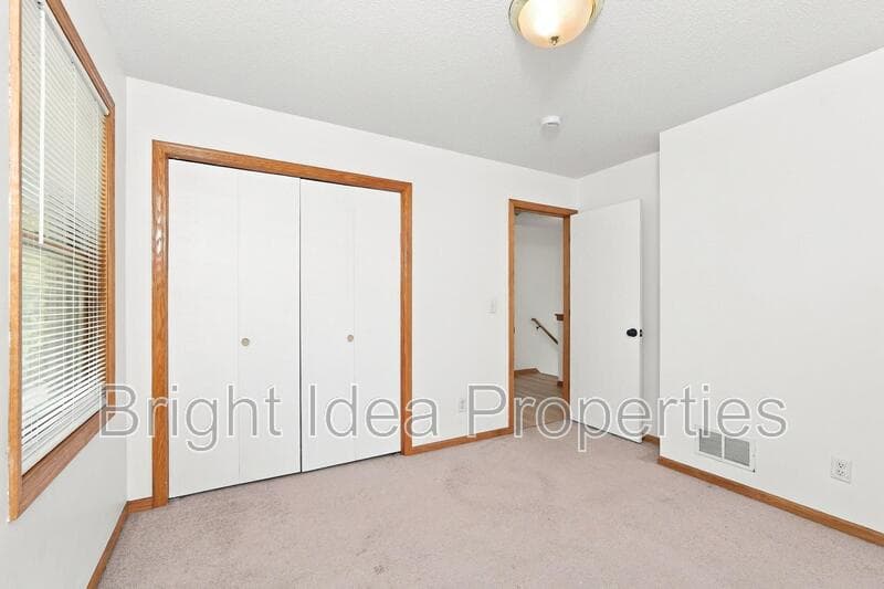 Minneapolis House: 2324 Emerson Avenue North