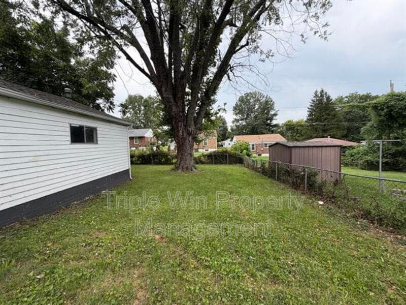 St. Louis House: 3133 Rex Ave