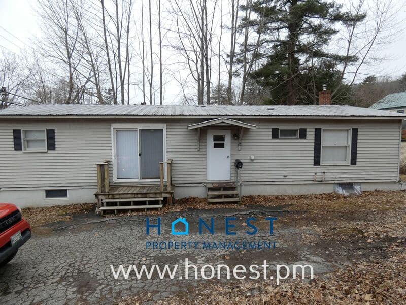 Augusta House: 146 Sewall Street