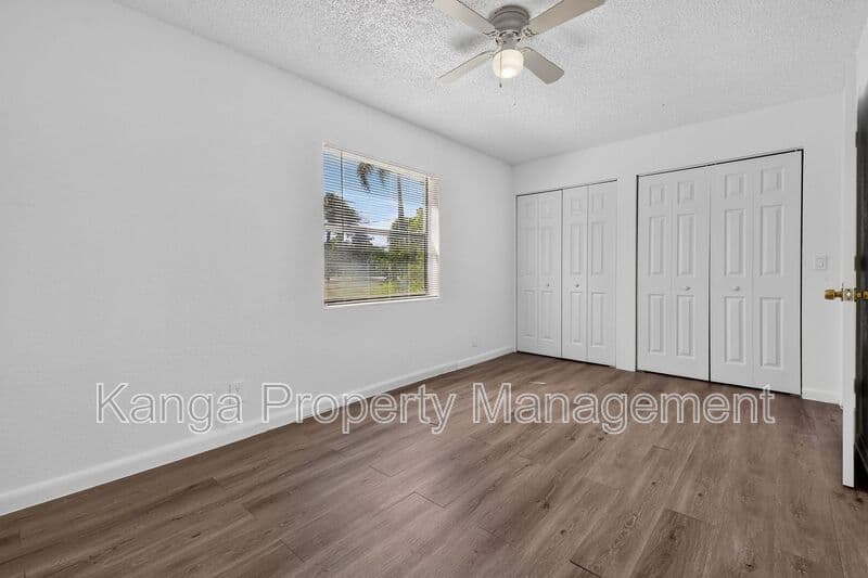 Boynton Beach Condo: 1 Crossings Circle