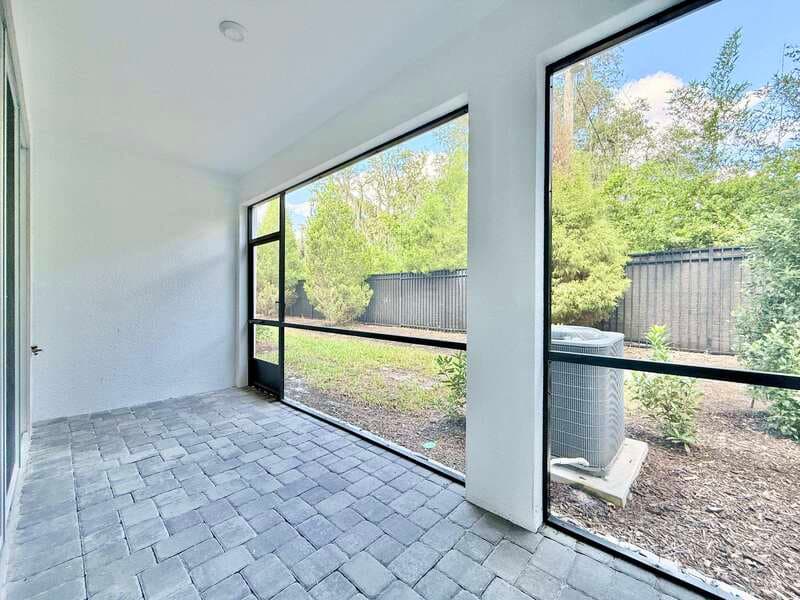 Brandon Townhome: 1124 Creek Valley Court - 1