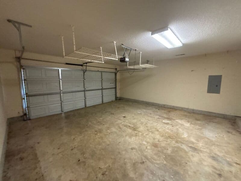 Cordova House: 1605 Far Dr