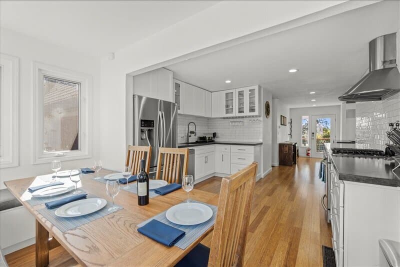 Cloverdale House: 47 Geysers Road