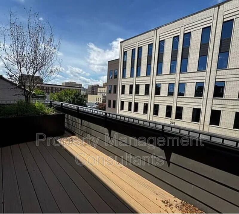 Huntsville Townhome: 230 Washington Street Northeast