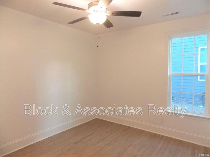 Wake Forest House: 2940 Thurman Dairy Loop