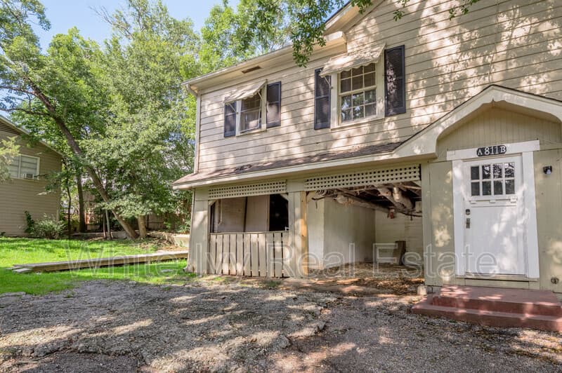 Huntsville Condo: 811 Sam Houston