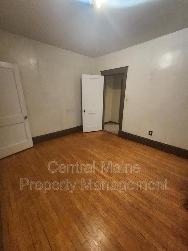 Lewiston Condo: 219-221 Pine Street